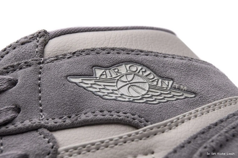 Pale High Ivory Retro 1  (W) Jordan air AH7389-101  1024